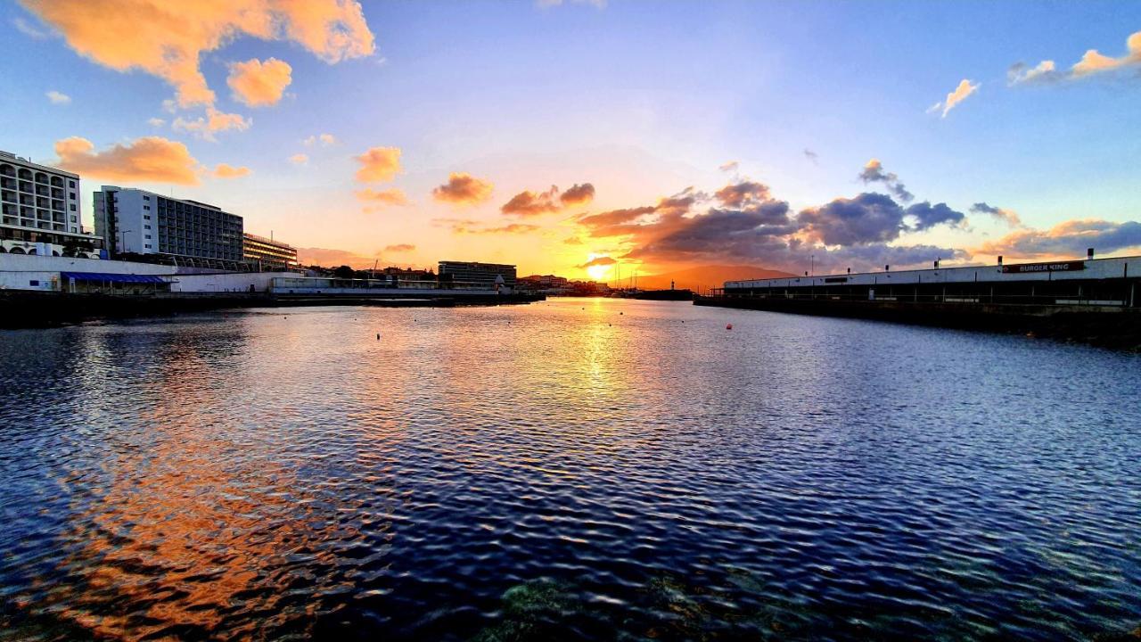 Bruma Hostel Ponta Delgada Eksteriør billede