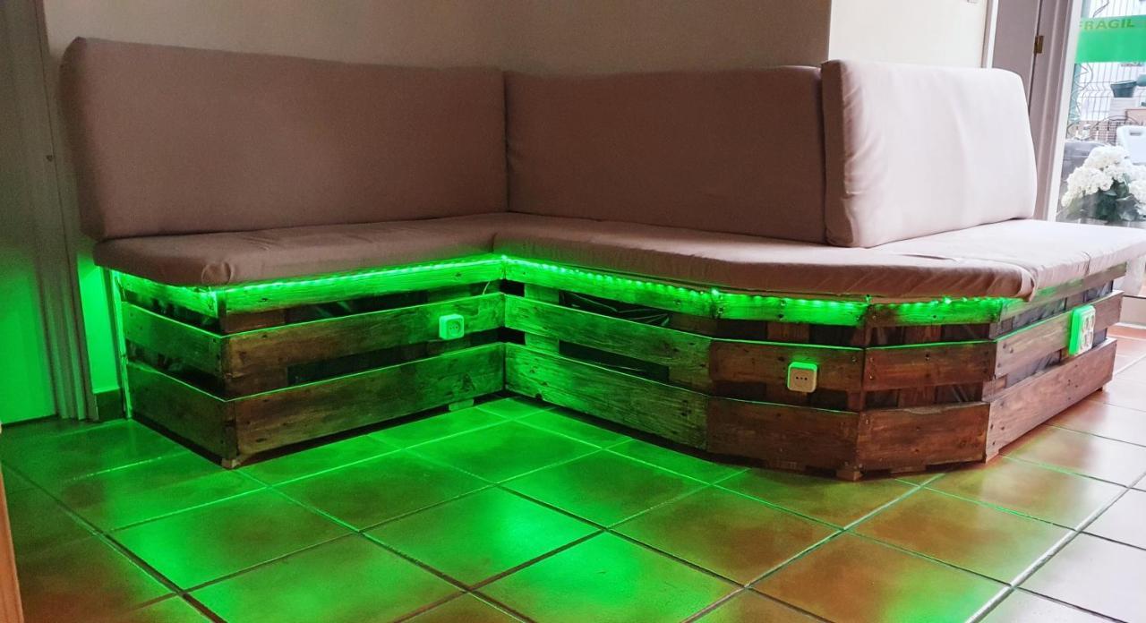 Bruma Hostel Ponta Delgada Eksteriør billede