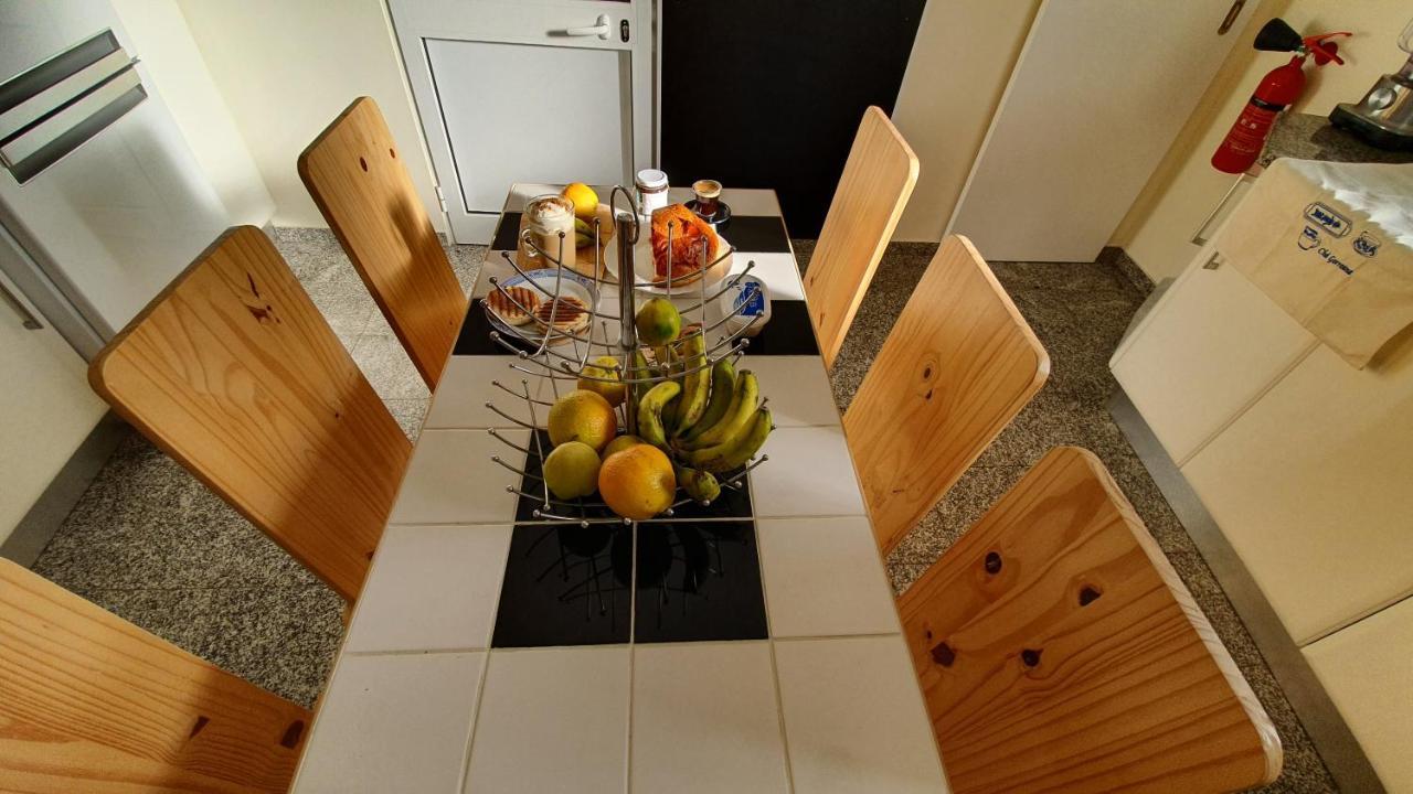 Bruma Hostel Ponta Delgada Eksteriør billede