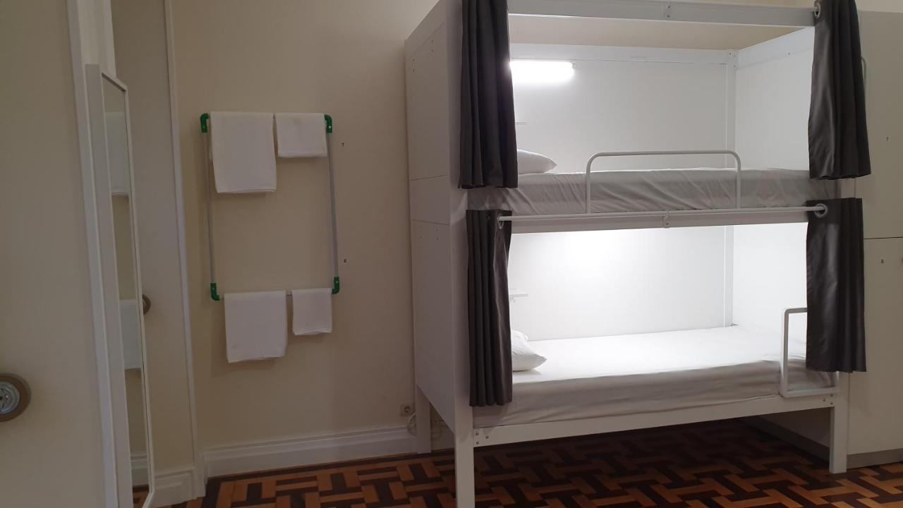 Bruma Hostel Ponta Delgada Eksteriør billede
